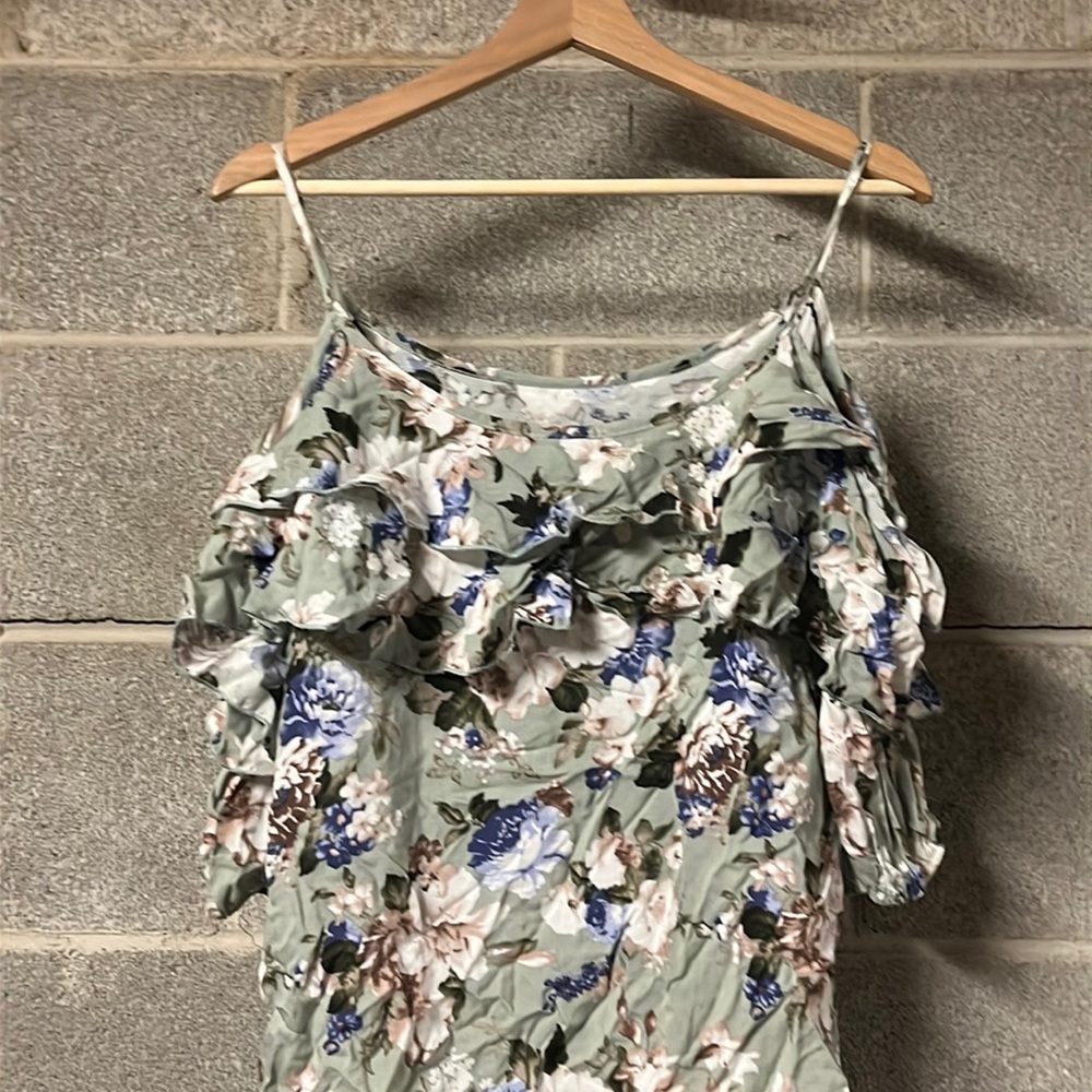 Off the shoulder flower blouse